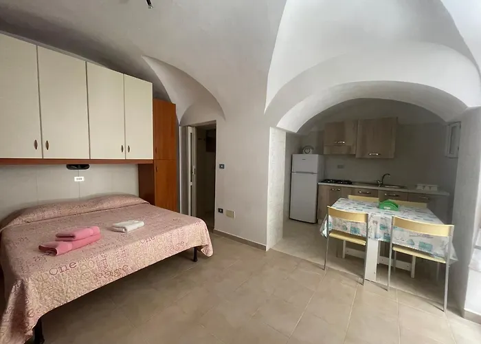 Dimora Nel Borgo ויאסטה